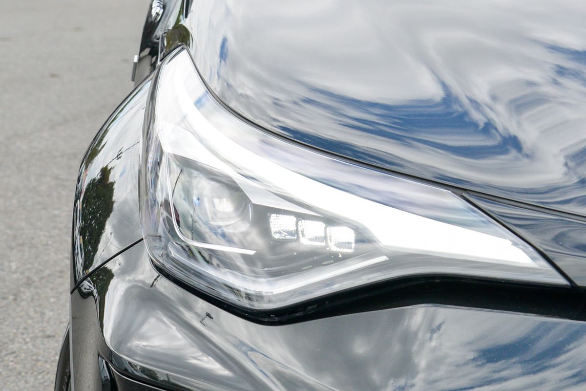 2022 Toyota C-HR GR Sport ZYX10R