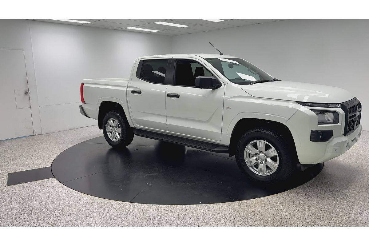 2025 Mitsubishi Triton GLX+ MV 4X4