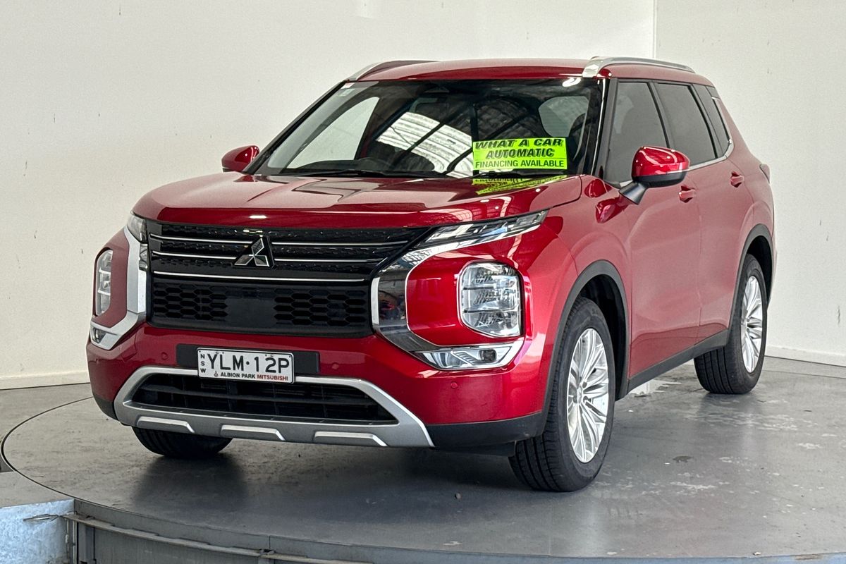 2022 Mitsubishi Outlander LS ZM