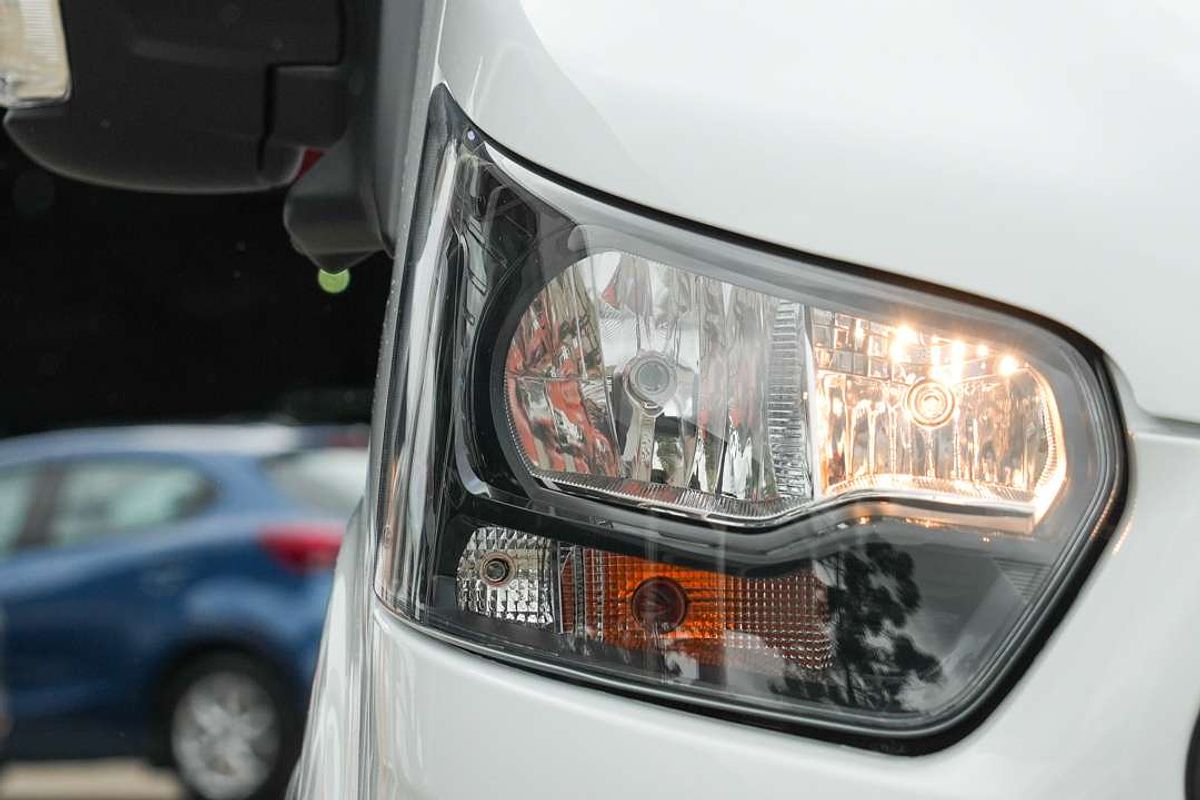 2024 Ford Transit 350L VO LWB Mid Roof