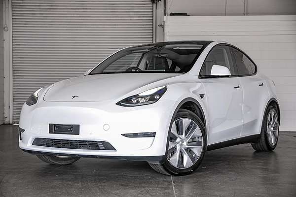 2022 Tesla Model Y Rear-Wheel Drive