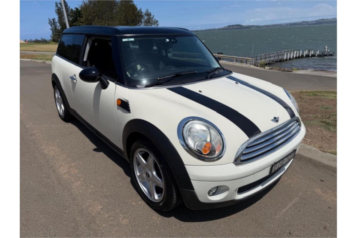 2008 MINI Cooper CLUBMAN R55