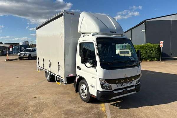 2025 Fuso Canter 515 4x2