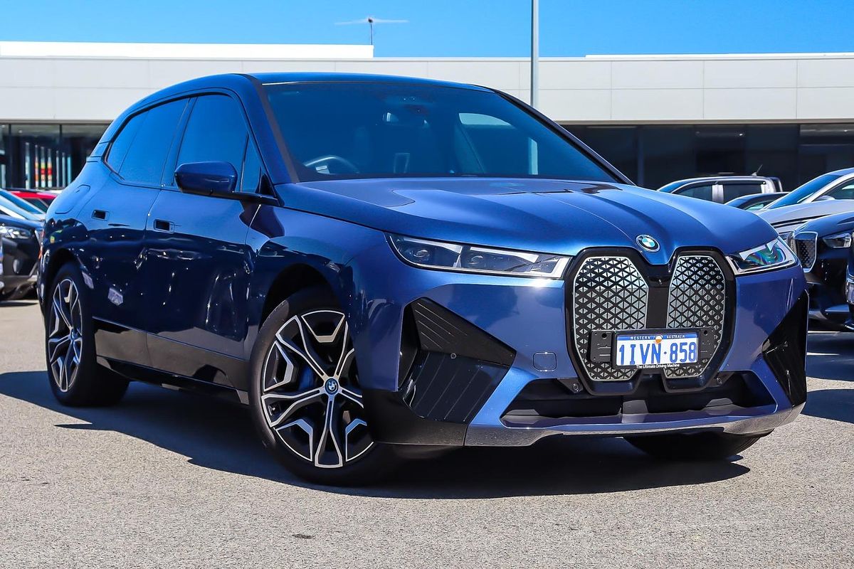 2022 BMW iX xDrive50 Sport I20