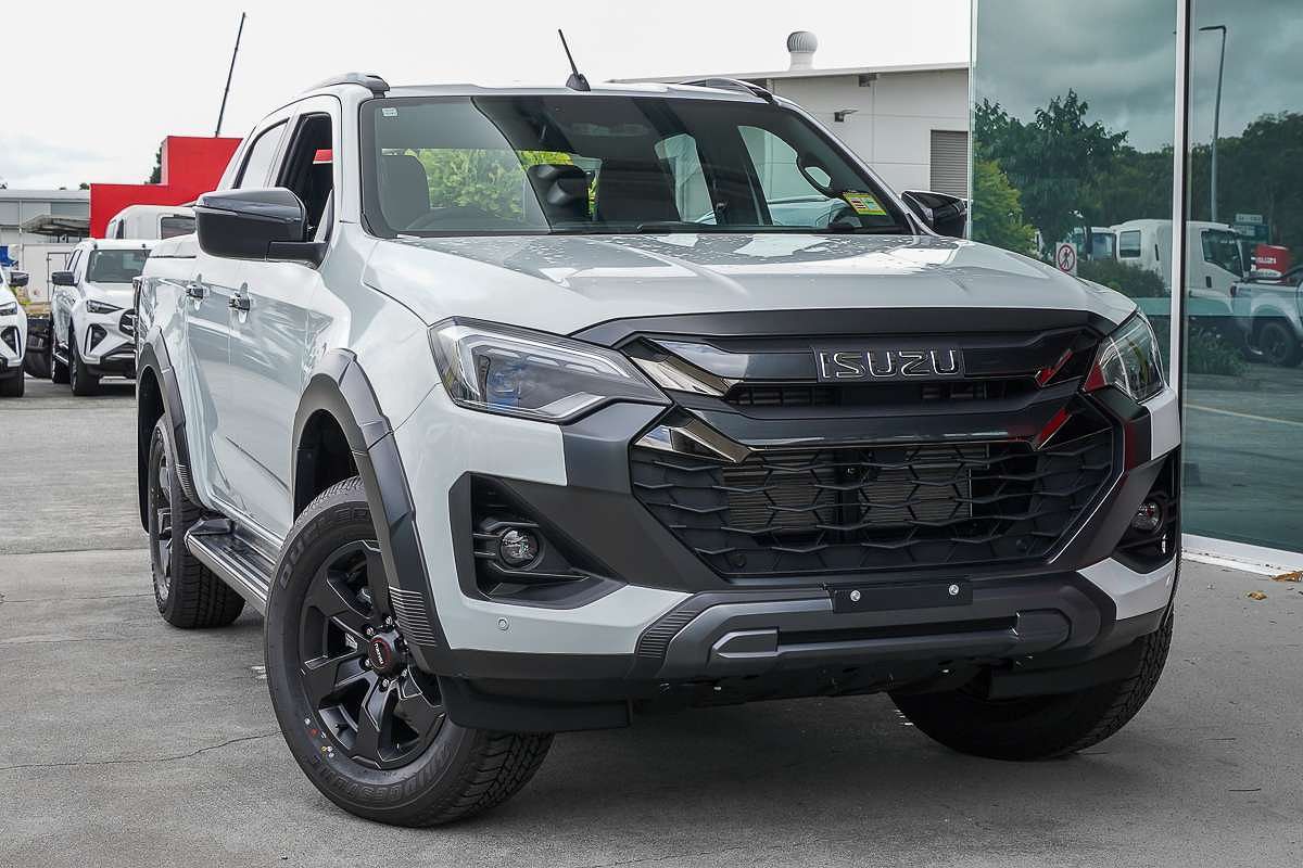 2025 Isuzu D-MAX X-TERRAIN  4X4