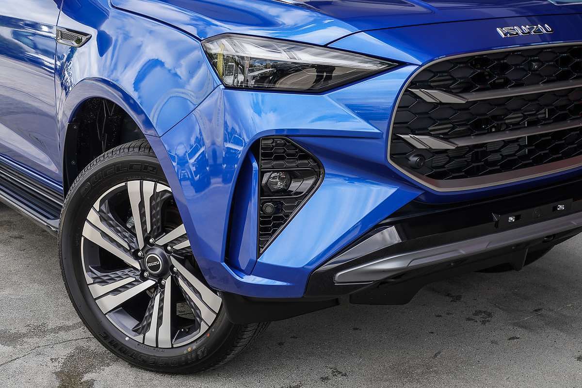 2025 Isuzu MU-X LS-T