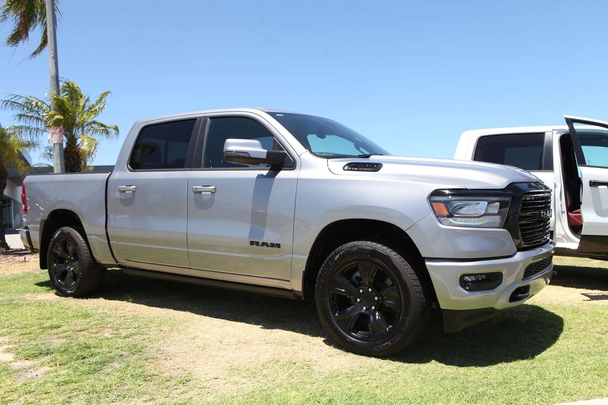 2024 RAM 1500 Laramie DT 4X4 SWB