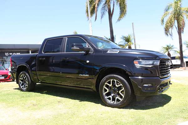2025 RAM 1500 Laramie Sport Hurricane SO RamBox DT 4X4 SWB