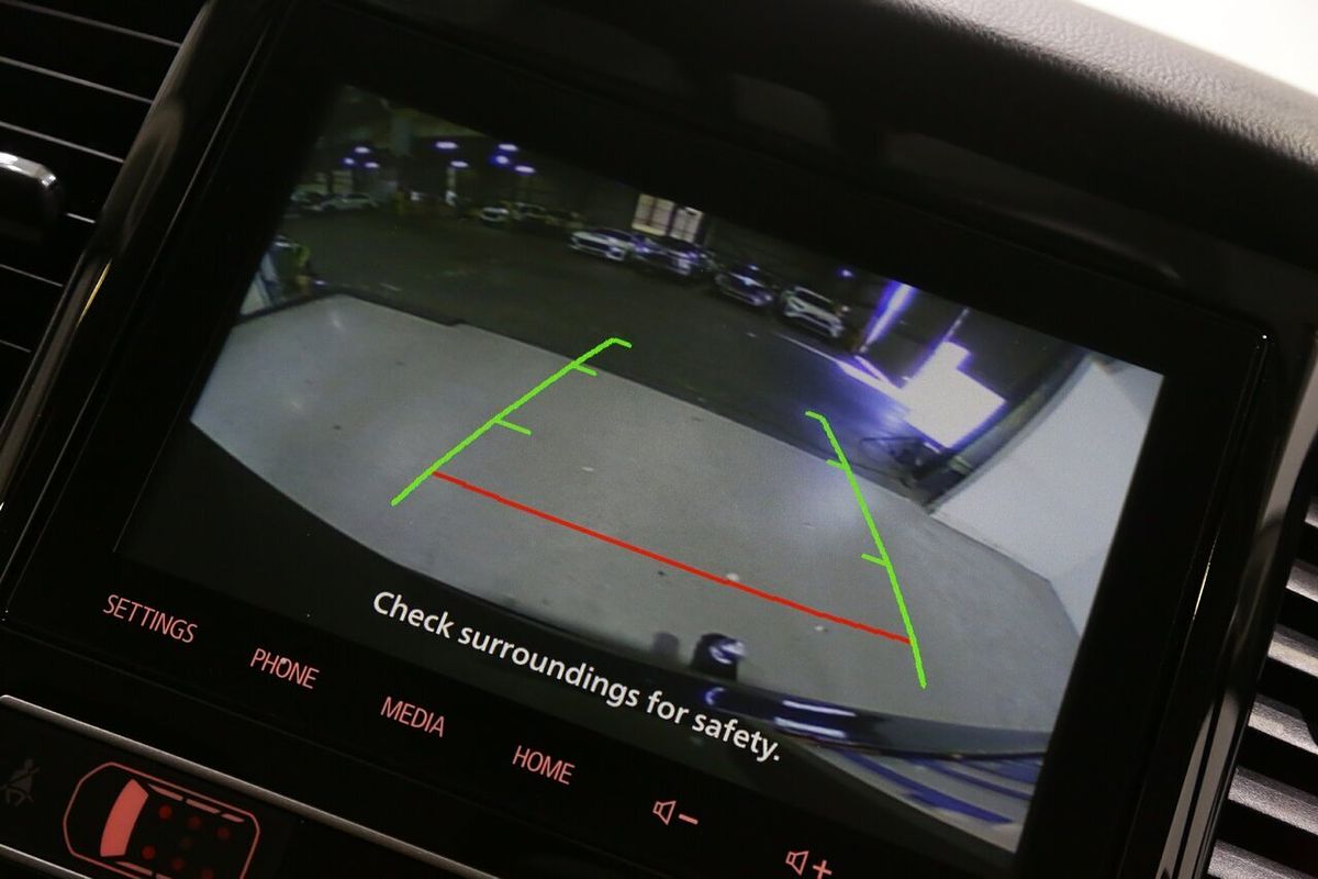 2024 Mitsubishi Pajero Sport GLX QF