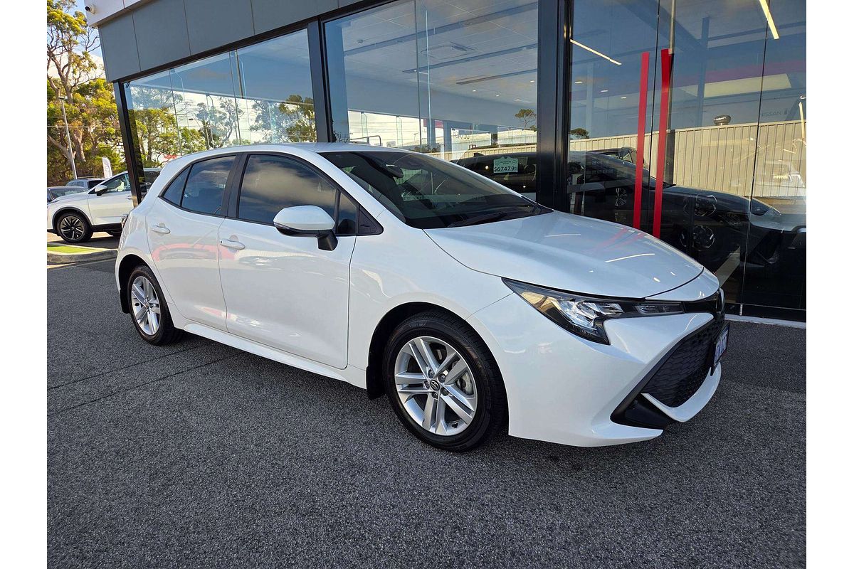 2021 Toyota Corolla Ascent Sport MZEA12R