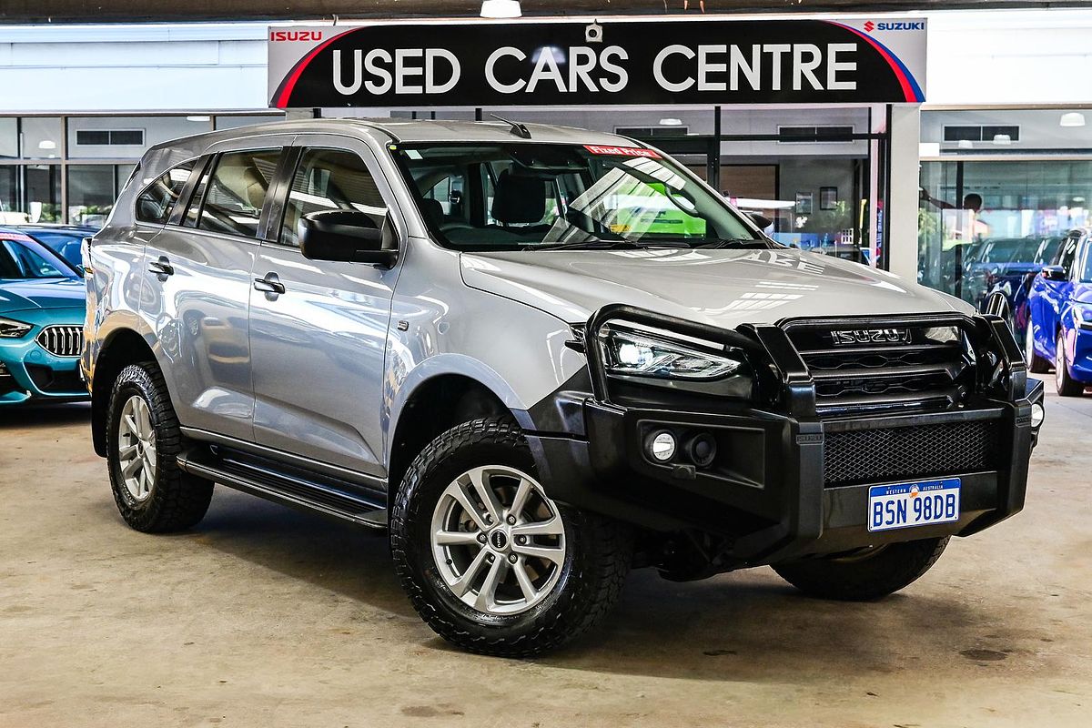 2022 Isuzu MU-X LS-M