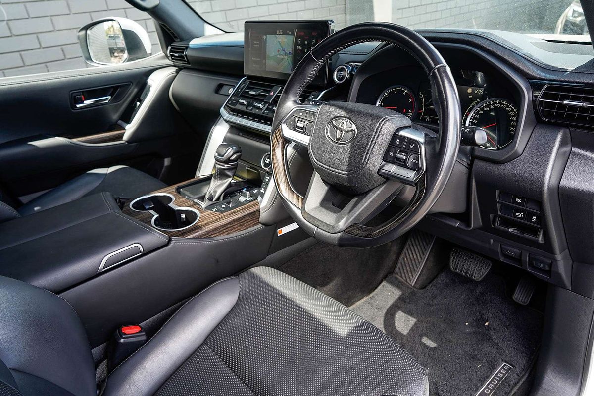 2021 Toyota Landcruiser VX FJA300R