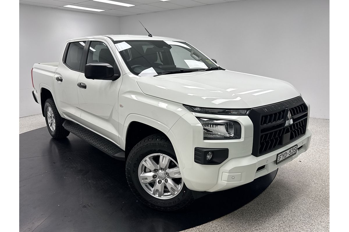 2025 Mitsubishi Triton GLX+ MV 4X4