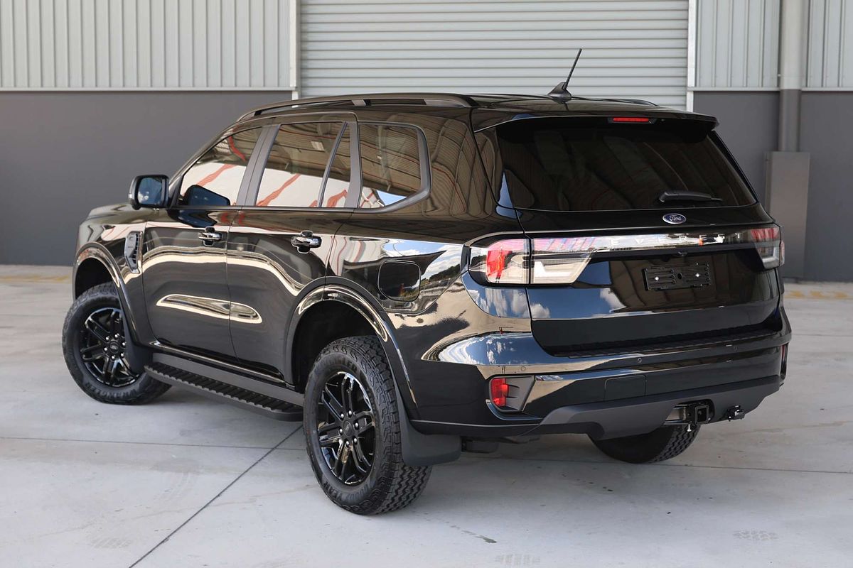 2025 Ford Everest Black Edition 2.0L