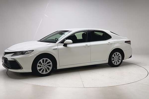 2022 Toyota Camry Ascent AXVH70R thumb-3