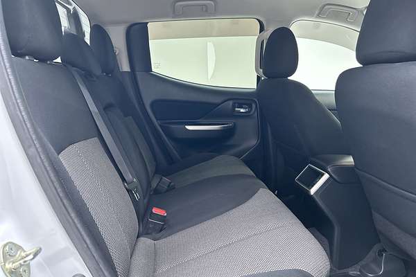 2018 Mitsubishi Triton GLS MQ 4X4 thumb-11