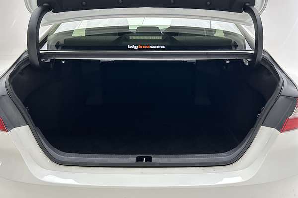 2022 Toyota Camry Ascent AXVH70R thumb-20