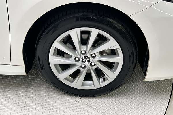 2022 Toyota Camry Ascent AXVH70R thumb-9