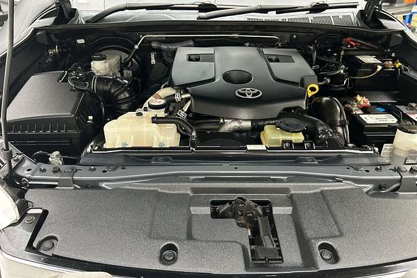 2020 Toyota Hilux SR5 GUN126R 4X4 thumb-10