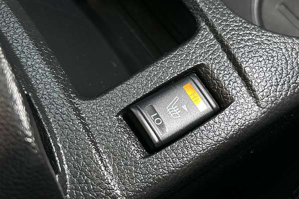 2017 Nissan QASHQAI ST-L J11 Series 2 thumb-17