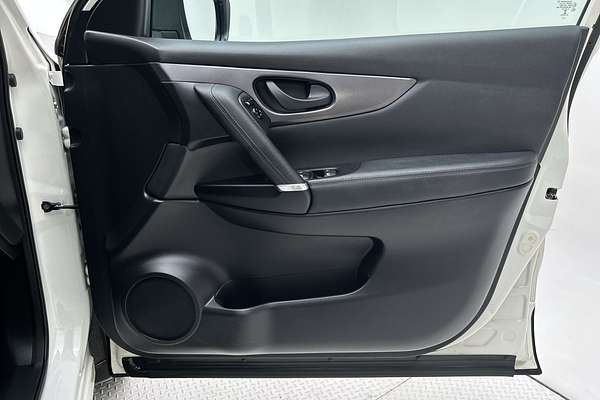 2017 Nissan QASHQAI ST-L J11 Series 2 thumb-18