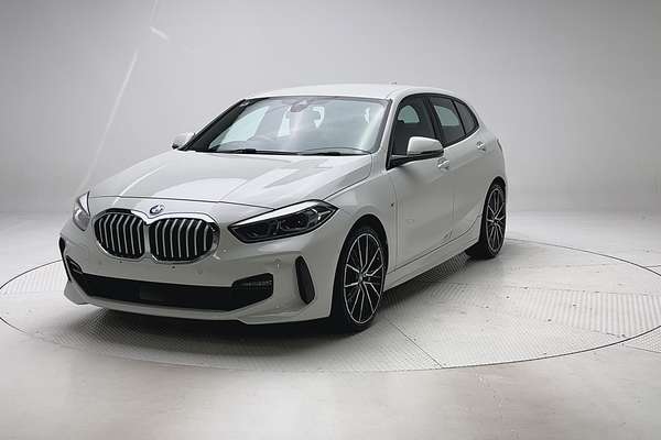 2019 BMW 1 Series 118i M Sport F40 thumb-5