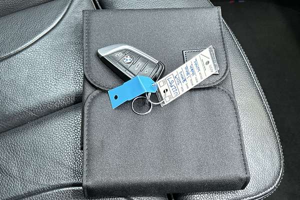 2019 BMW 1 Series 118i M Sport F40 thumb-22