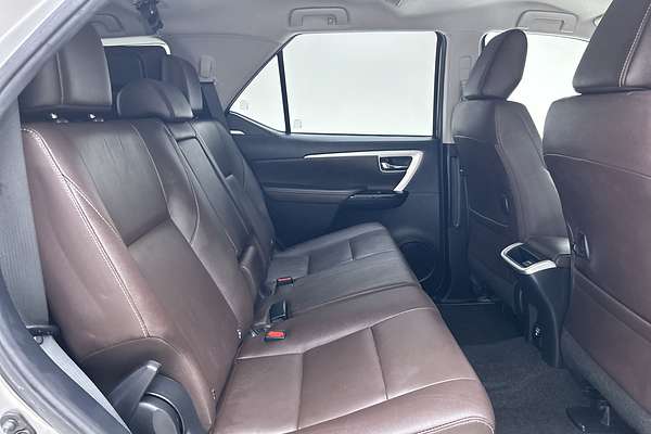 2020 Toyota Fortuner Crusade GUN156R thumb-11