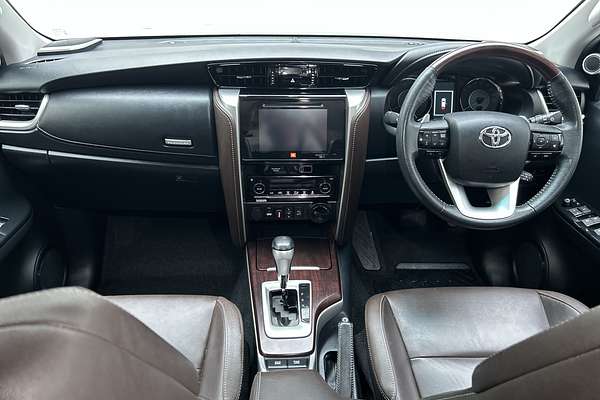 2020 Toyota Fortuner Crusade GUN156R thumb-19