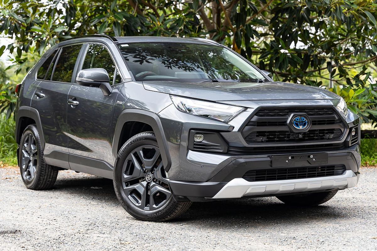 2022 Toyota RAV4 Edge AXAH54R