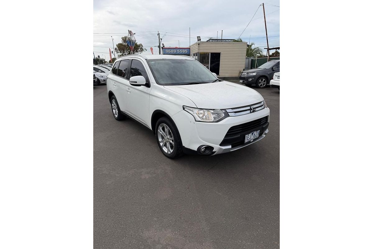 2015 Mitsubishi Outlander LS ZJ