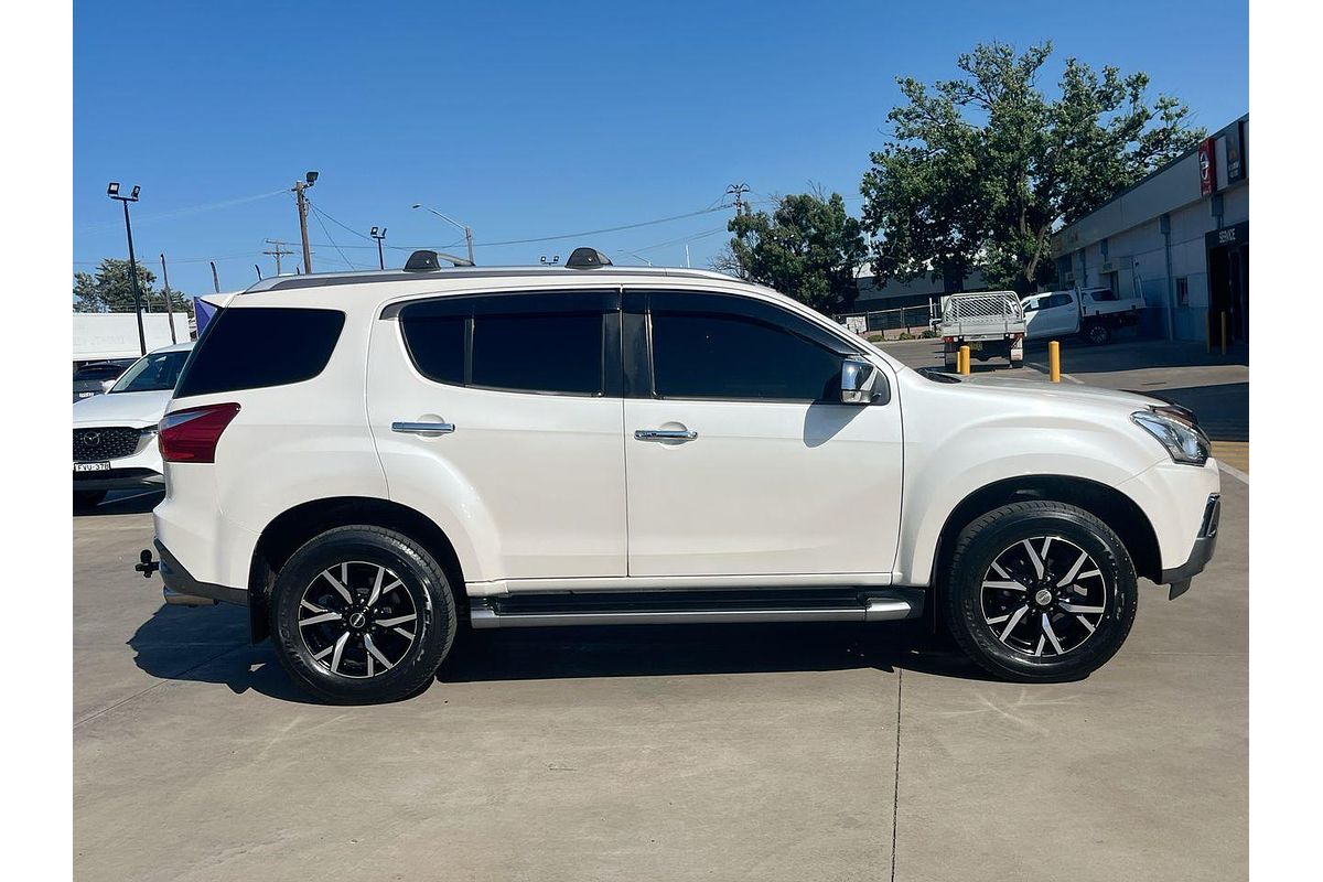 2019 Isuzu MU-X LS-T