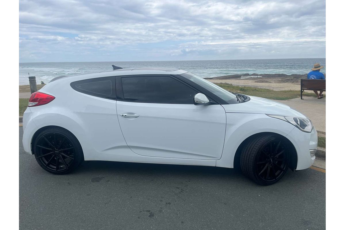 2017 Hyundai Veloster FS5 Series II