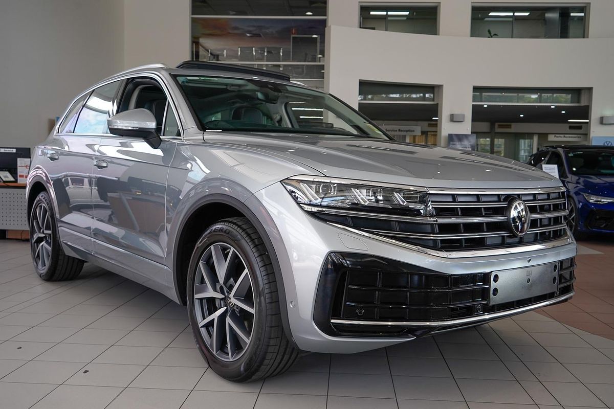 2025 Volkswagen Touareg 210TDI Elegance RC