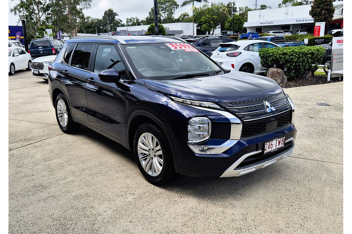 2023 Mitsubishi Outlander LS ZM