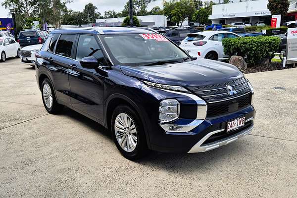 2023 Mitsubishi Outlander LS ZM