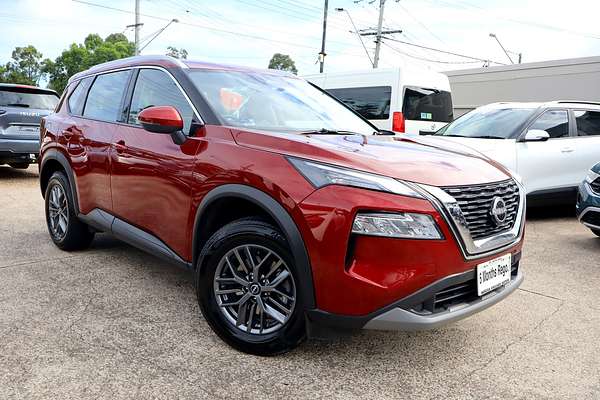 2024 Nissan X-TRAIL ST T33