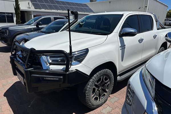 2021 Toyota Hilux SR5 GUN126R 4X4 thumb-0