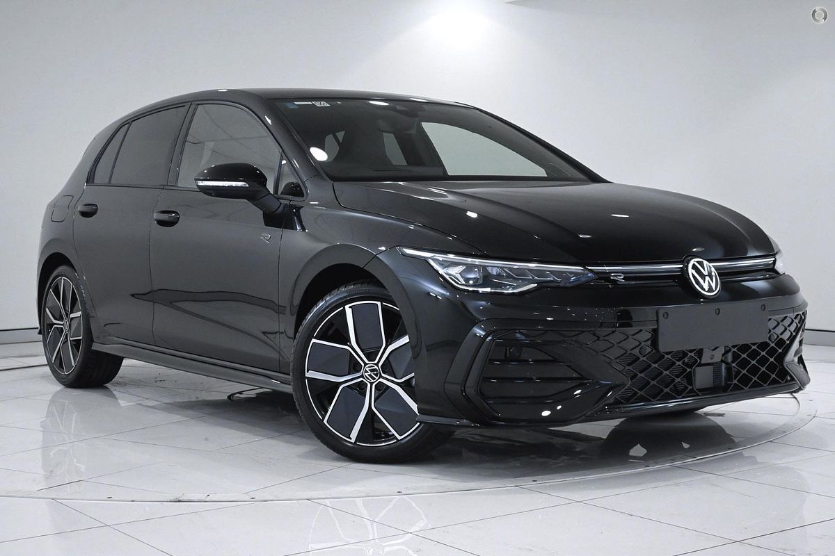 2025 Volkswagen Golf 110TSI R-Line 8.5