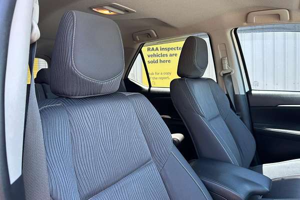 2021 Toyota Fortuner GXL GUN156R thumb-21