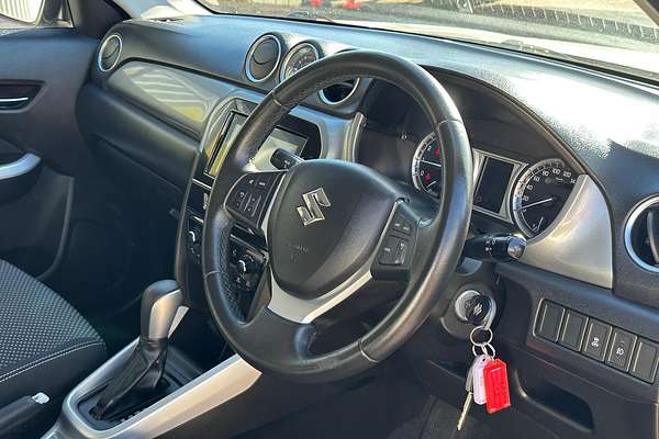 2015 Suzuki Vitara RT-S LY thumb-2