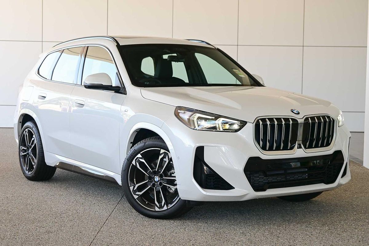 2025 BMW X1 xDrive20i U11