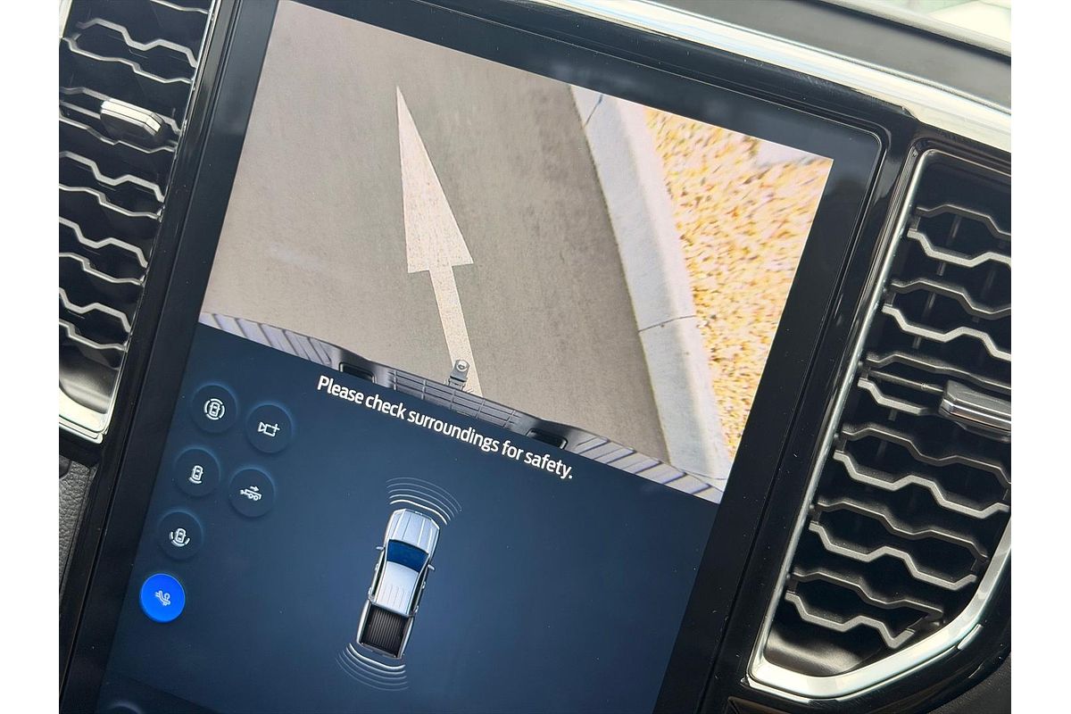 2025 Ford Ranger Platinum 4X4 3.0L