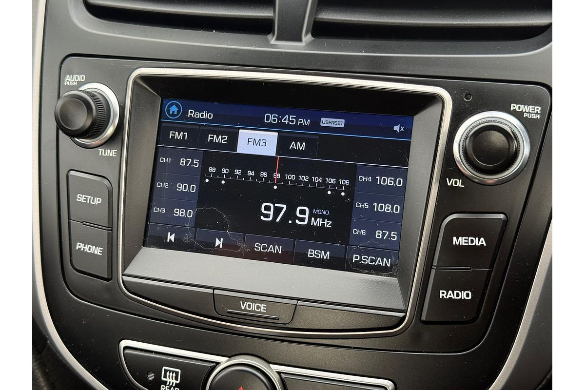 2017 Hyundai Accent Sport RB6