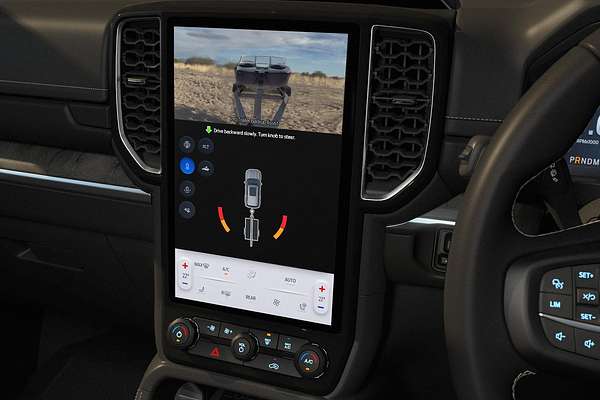 2025 Ford Everest Platinum 3.0L thumb-12