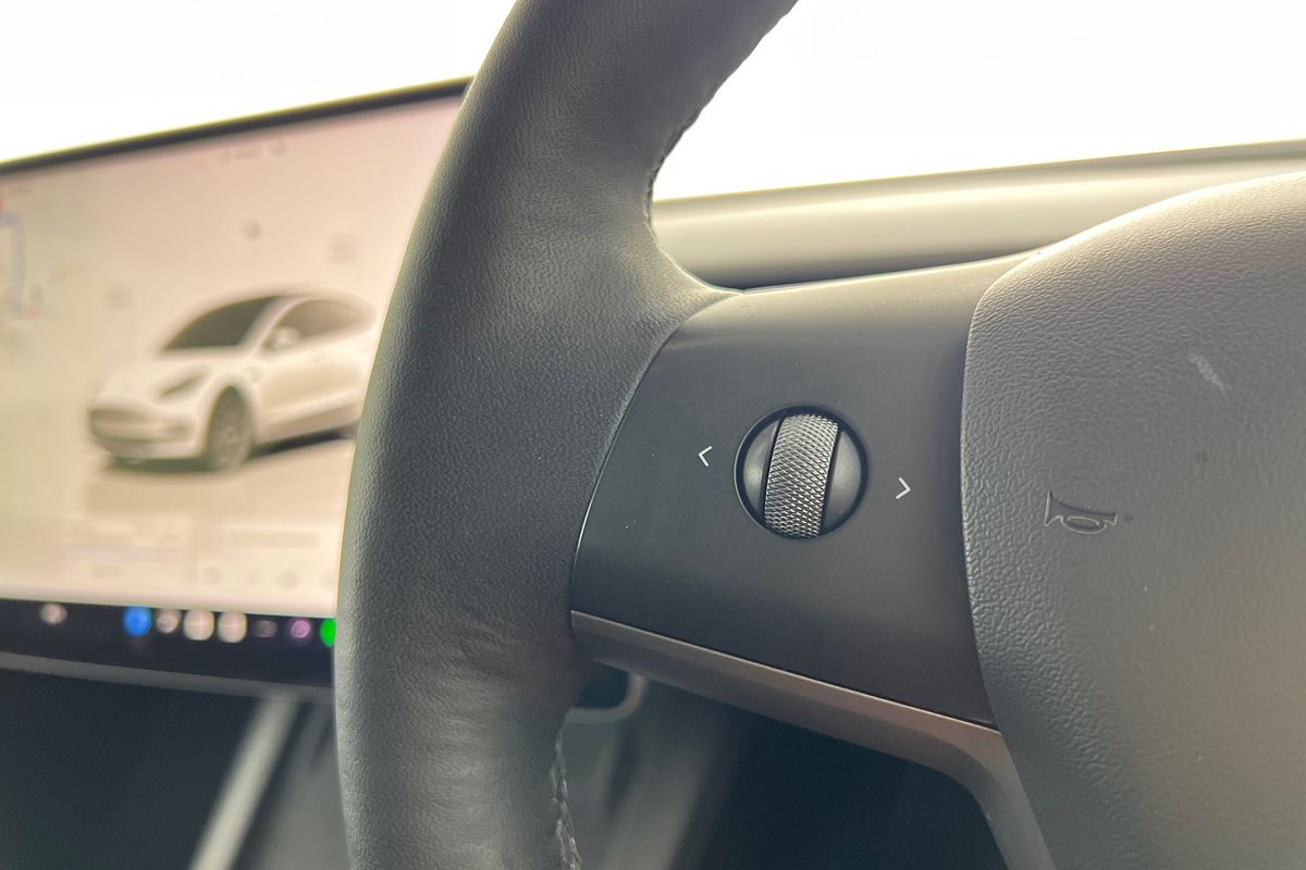 2022 Tesla Model 3 Rear-Wheel Drive