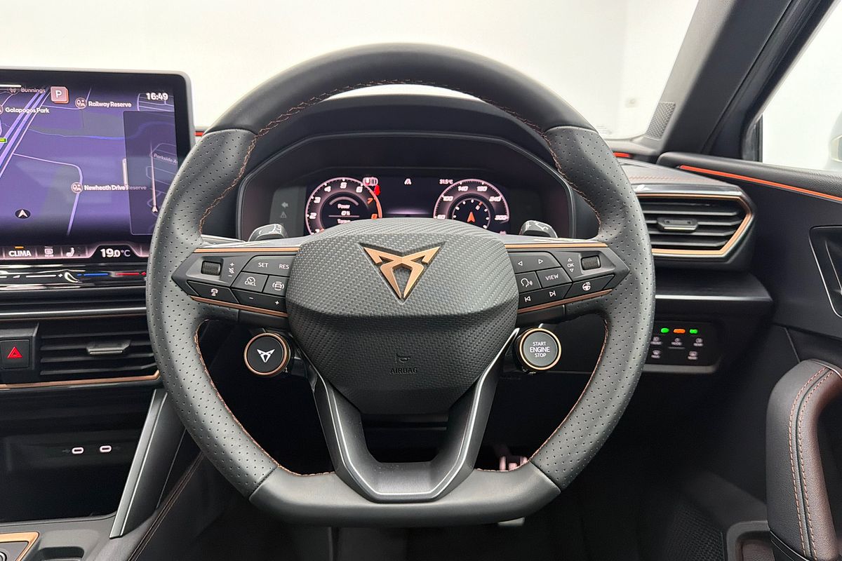 2025 CUPRA Leon VZx KL