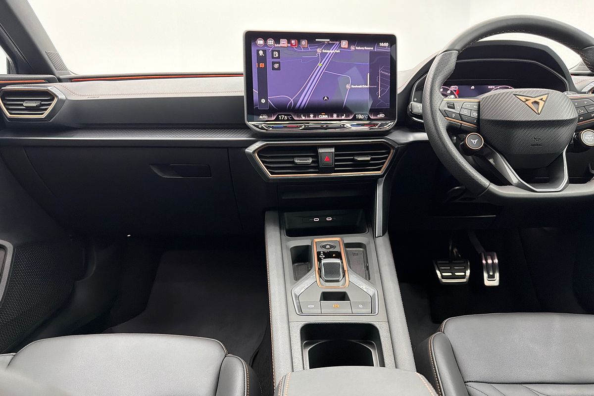 2025 CUPRA Leon VZx KL