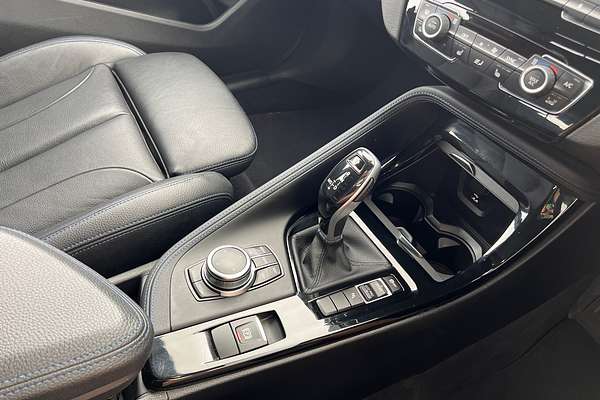 2022 BMW X1 sDrive20i F48 LCI thumb-13