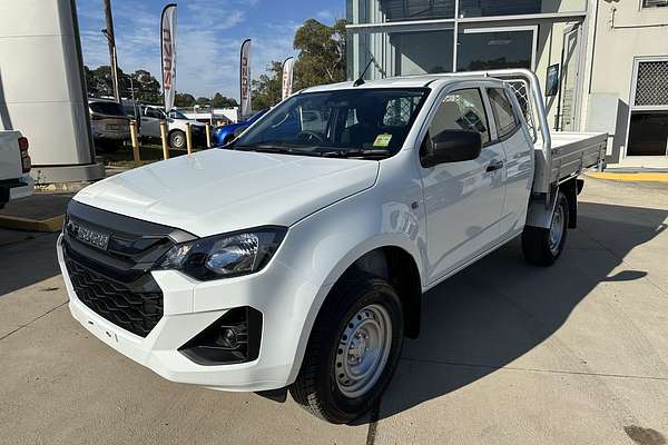 2025 Isuzu D-MAX SX 4X4